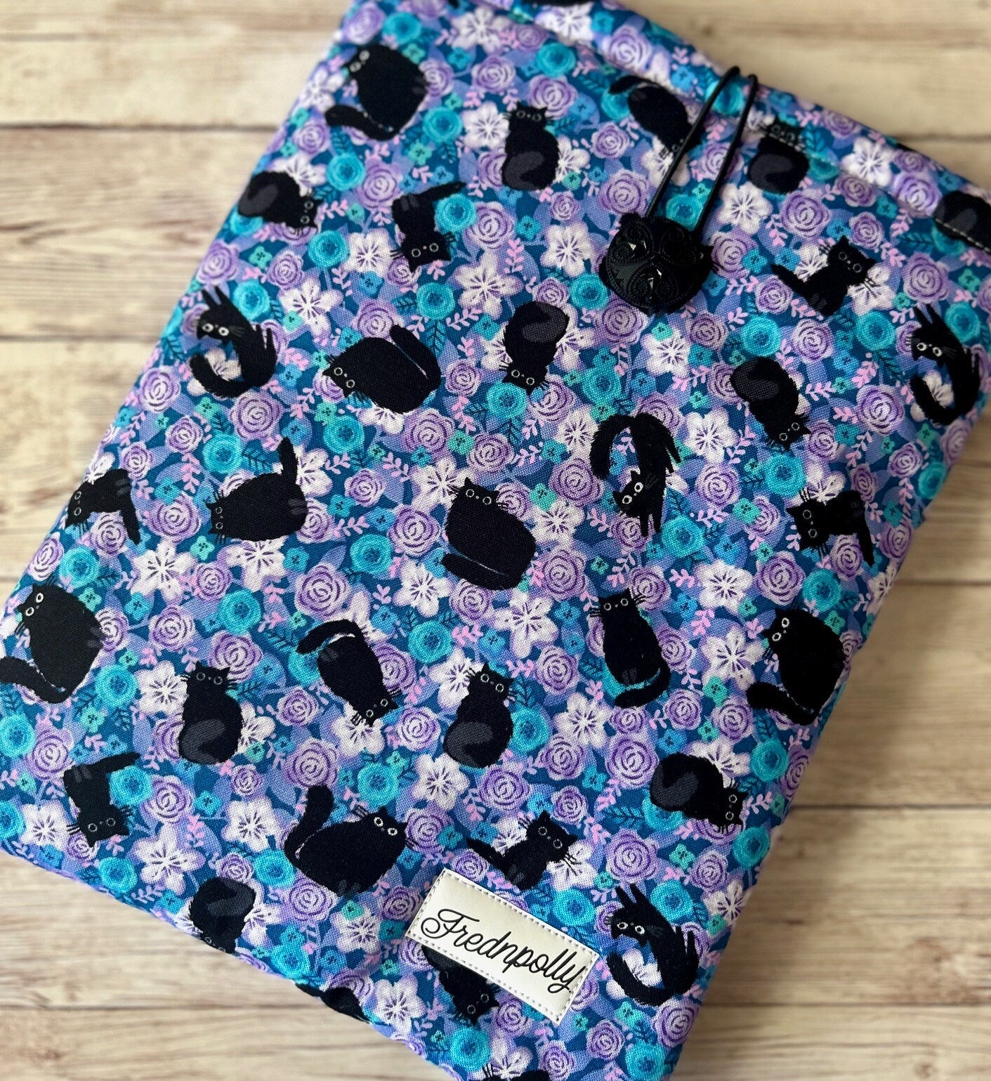 Black Cats and Flowers padded book/tablet sleeve