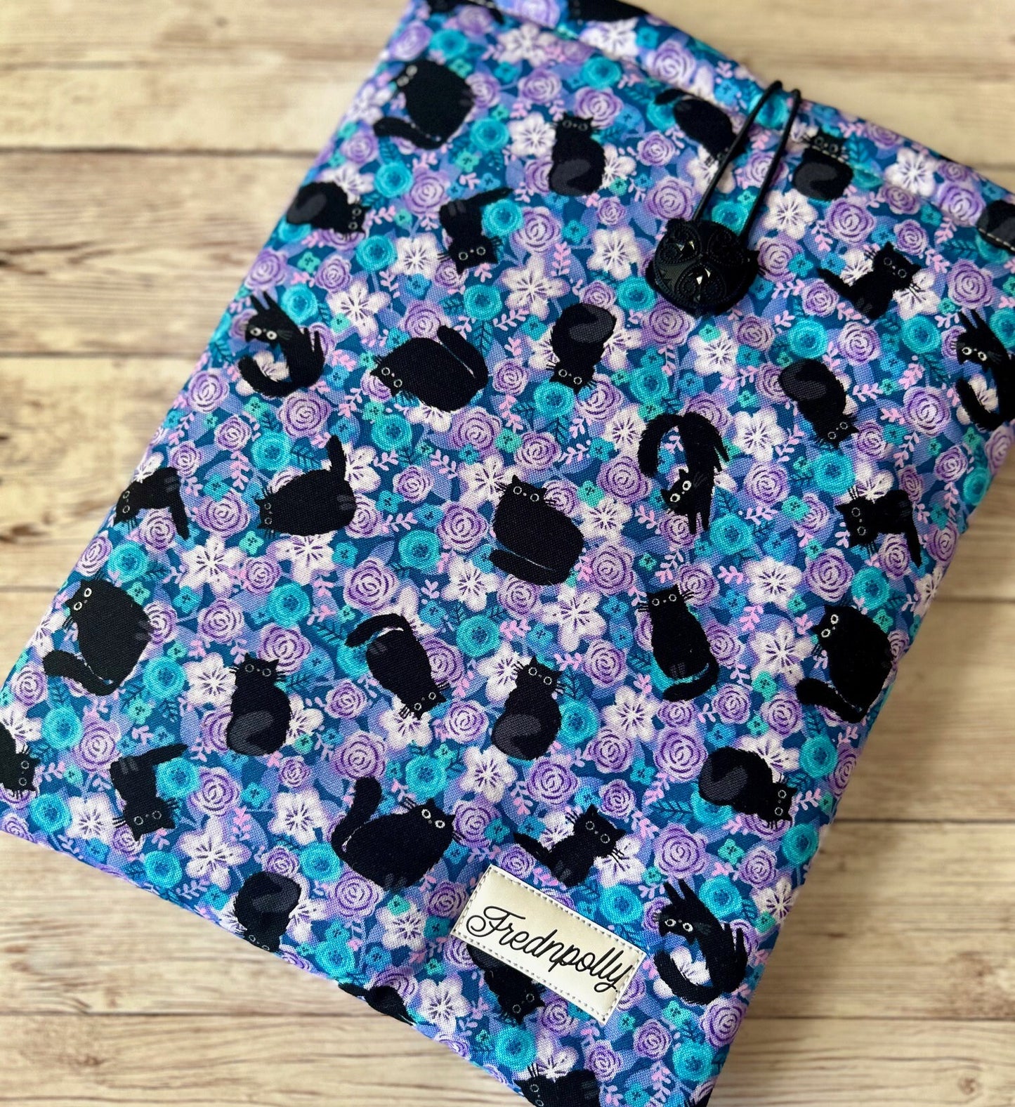 Black Cats and Flowers padded book/tablet sleeve