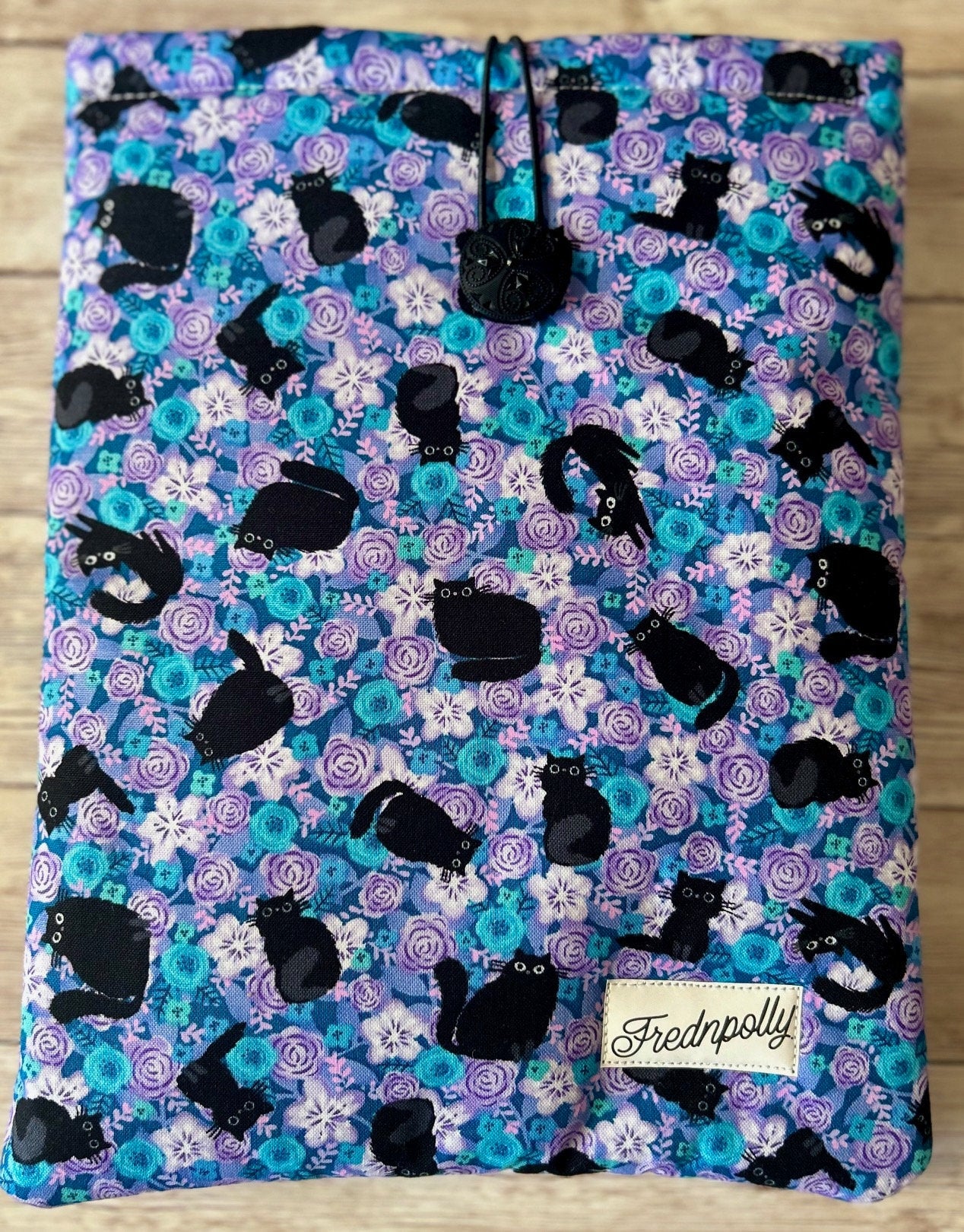Black Cats and Flowers padded book/tablet sleeve