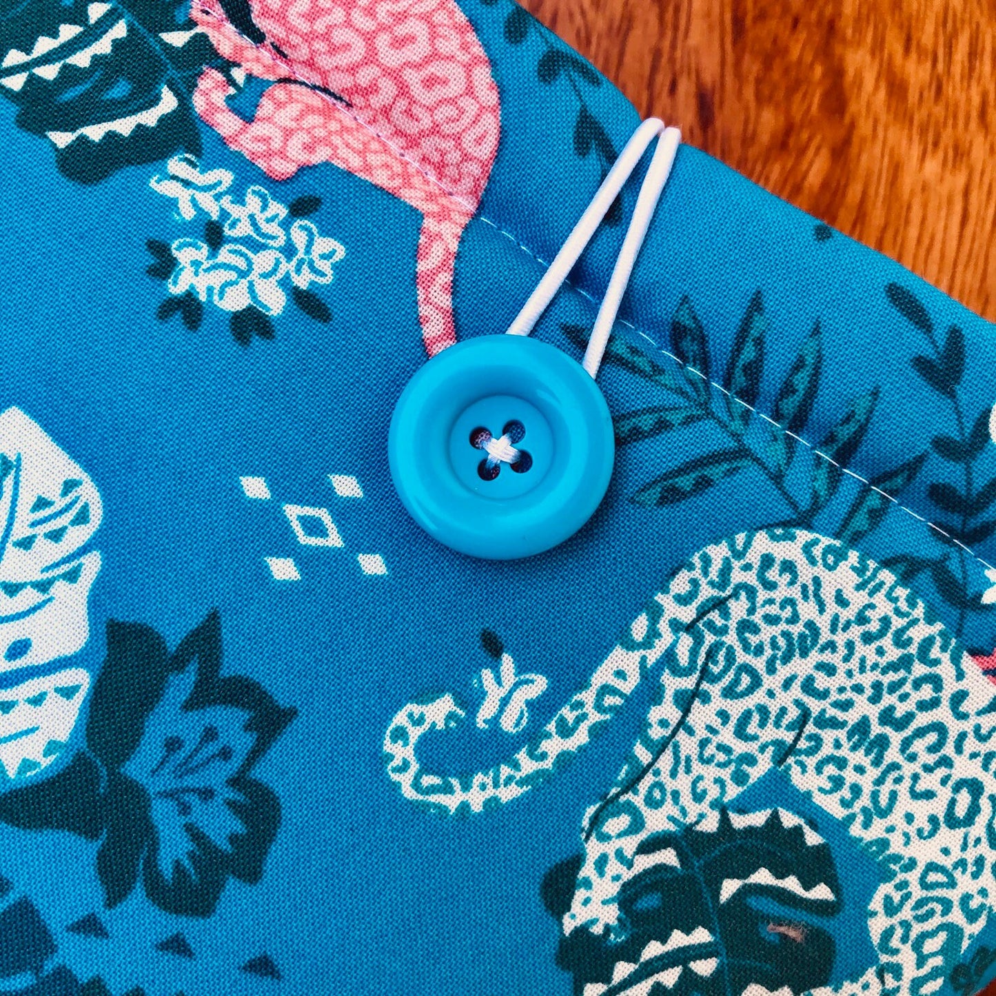 Pink Blue Leopard padded book/tablet sleeve
