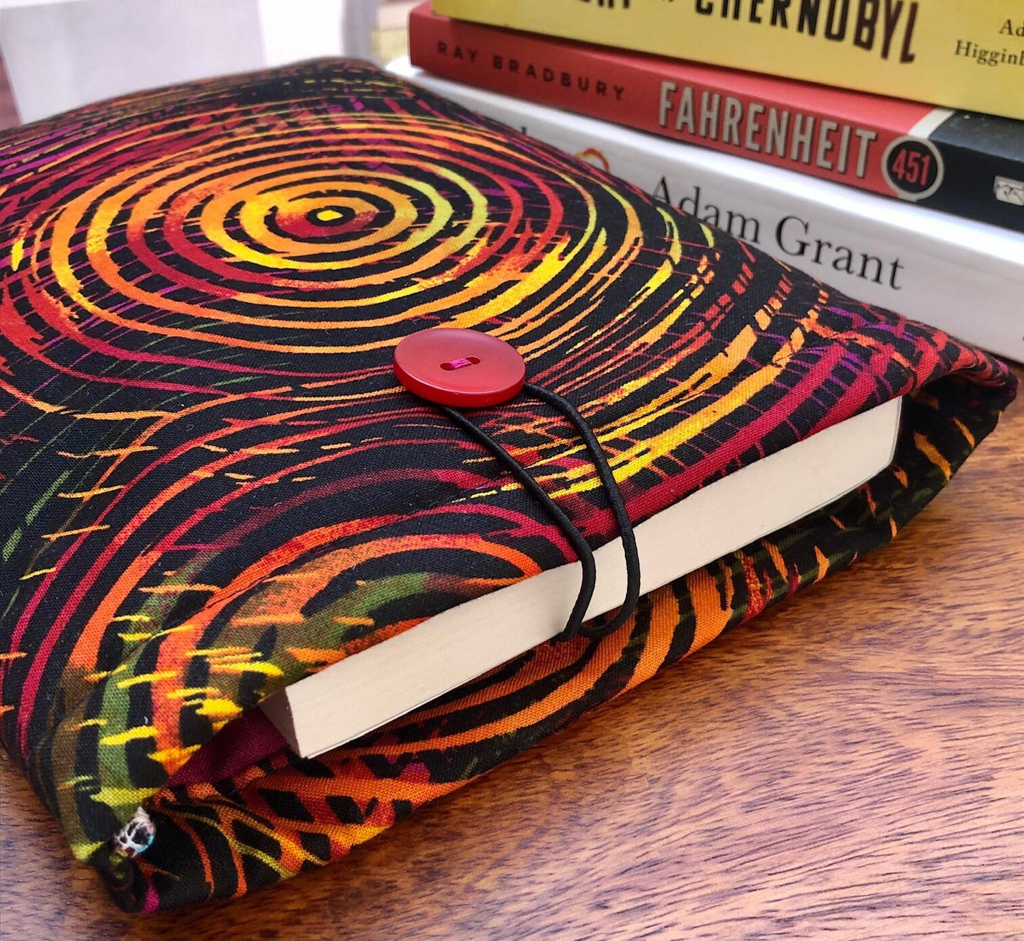 Rainbow Spiral padded book sleeve/tablet sleeve